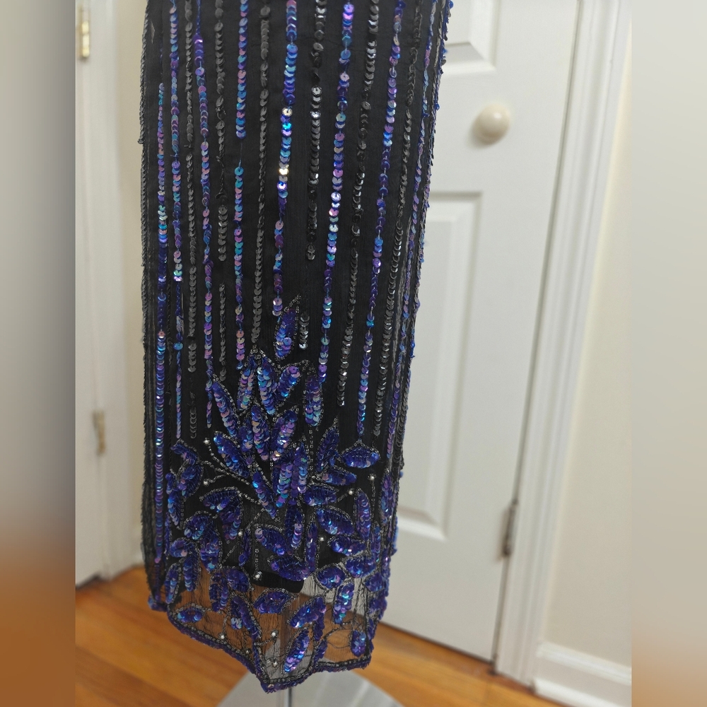 Elegant Black and Blue Striped Sequins Skirt - Picture 4 of 5